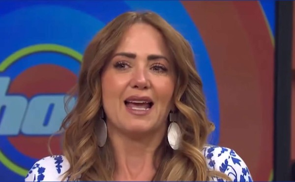 Andrea Legarreta tiene agridulce cumpleaños