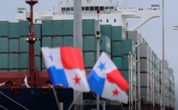 Panamá regresa a la lista negra de paraísos fiscales de la UE