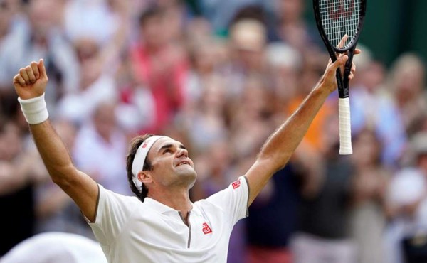 Federer bate a Nadal por tercera vez en Wimbledon y logra la final contra Djokovic
