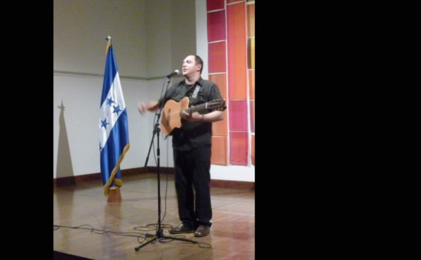 Guillermo Anderson se presentó en Londres