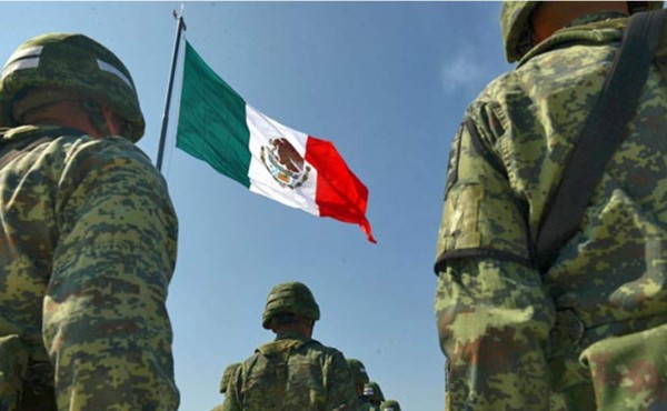 Presidente de México pone el Ejército al mando de aduanas para frenar drogas