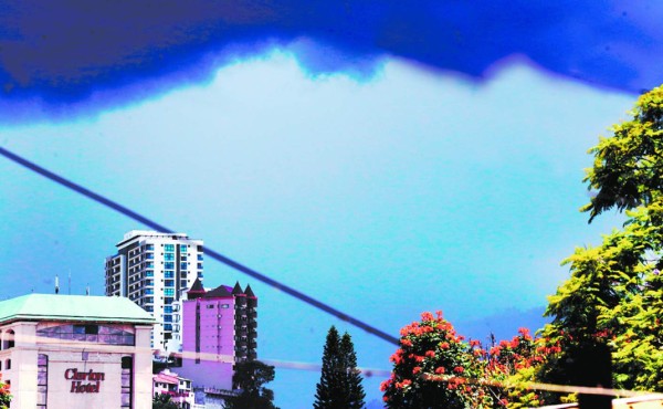 Sigue la alerta verde por otras 24 horas en 5 departamentos de Honduras