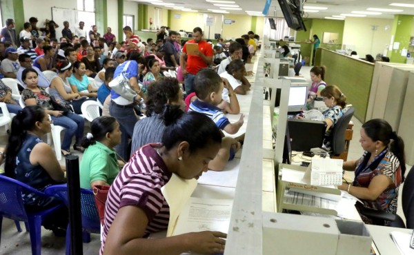 Lenta reforma fiscal atrasa el crecimiento