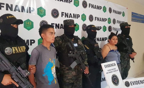 Capturan a pareja que supuestamente extorsionaba en Comayagüela