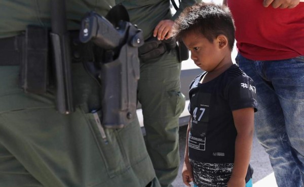 Lanzan en Honduras proyecto para prevenir migración de niños no acompañados