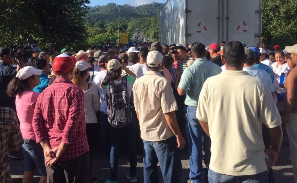 Pobladores se toman carretera del occidente de Honduras