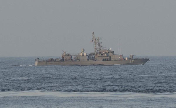 Segundo incidente entre barcos de EUA e iraníes en el Golfo Pérsico