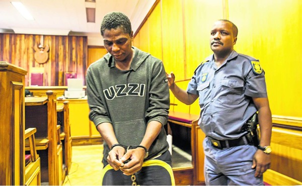 Condenan a 18 años a hombre que se comió el corazón de su víctima