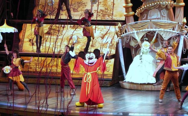 Los parques Disney, sin fecha de reapertura y con media plantilla sin cobrar