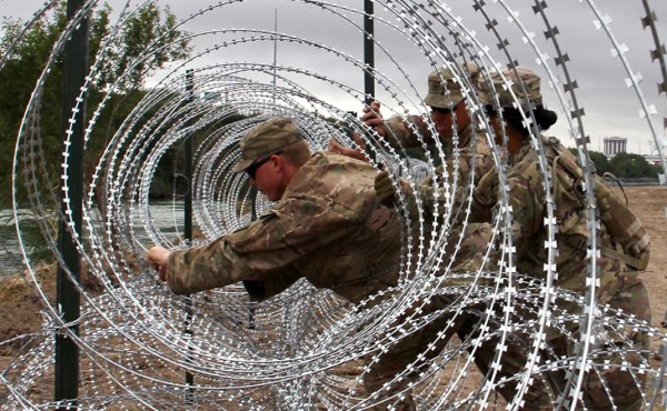 El Pentágono estudia ampliar tiempo de las tropas en la frontera con México