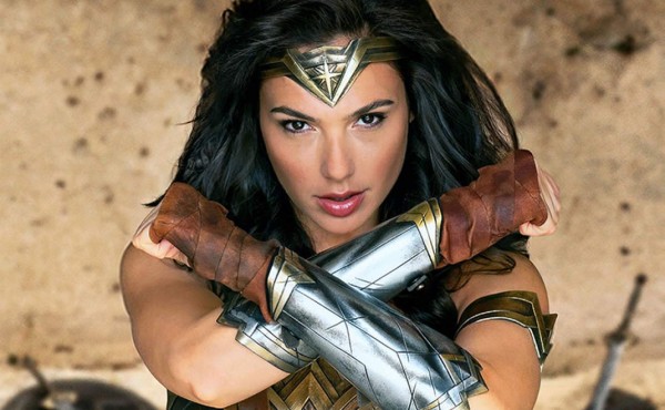 Gal Gadot no hará Wonder Woman 2 si acusado de acoso sexual sigue en el proyecto  