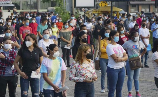 Unah presenta resultados de las pruebas de admisión realizadas el 17 y 18 de abril