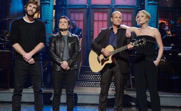 Liam Hemsworth habla sobre el mal aliento de Jennifer Lawrence