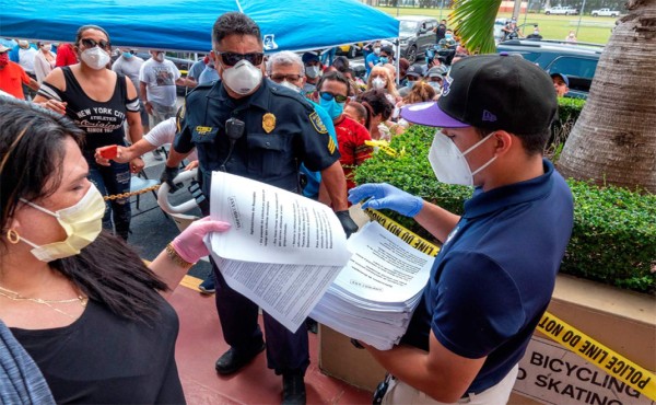 Más de 16 millones de trabajadores afectados en tres semanas en EEUU por COVID-19