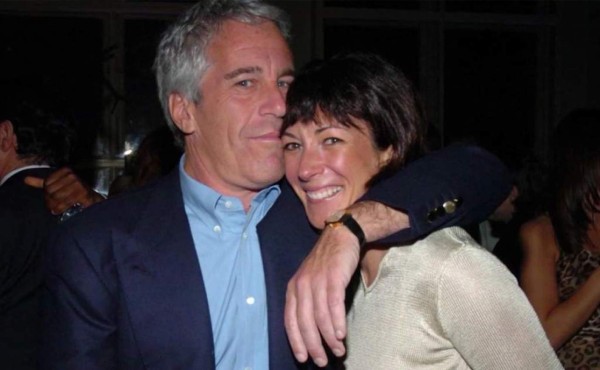 Exnovia de Jeffrey Epstein se declara no culpable de tráfico sexual de menores  