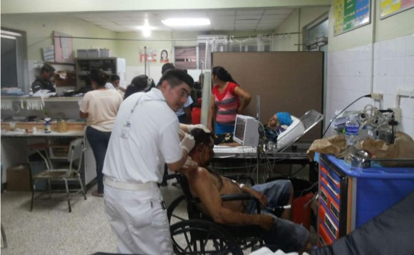 Un muerto y cinco heridos deja accidente vial en Santa Bárbara