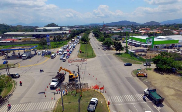 Inicia construcción de paso a desnivel en bulevar del este