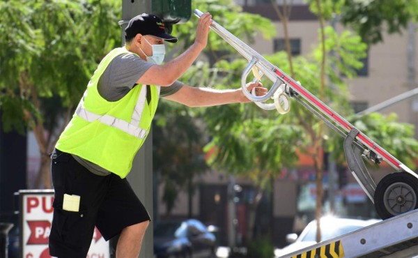 EEUU pierde récord de 20.5 millones de empleos en abril y desempleo sube a 14,7%