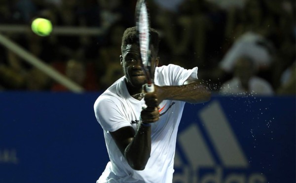 Gemidos sexuales de una pareja obligan a interrumpir un partido de tenis