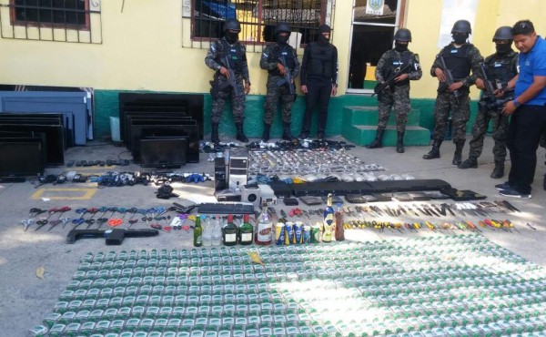 Confiscan marihuana y aguardiente a reos del presidio sampedrano