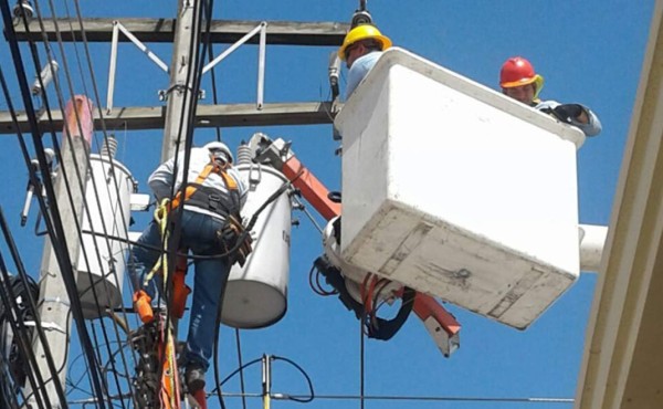 Demanda de energía sube más de 40 megavatios