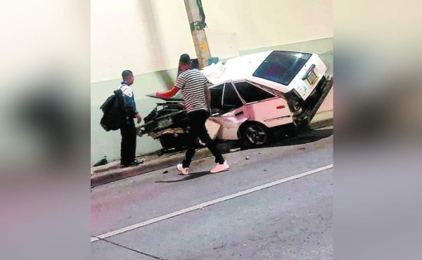 Muere tras aparatoso accidente en las cercanías del aeropuerto Toncontín