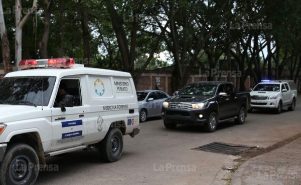 Restos de las seis víctimas del accidente en el que murió Hilda Hernández llegan a la morgue