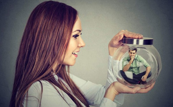 Indaga qué ocultan tus celos extremos