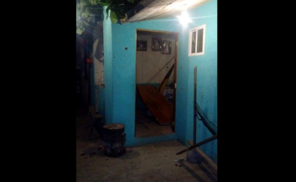 Decapitan a cantante y asesinan a su esposa e hijo en México