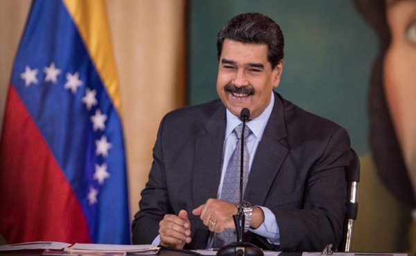Maduro dice que está dispuesto a negociar directamente con EE UU, según diario