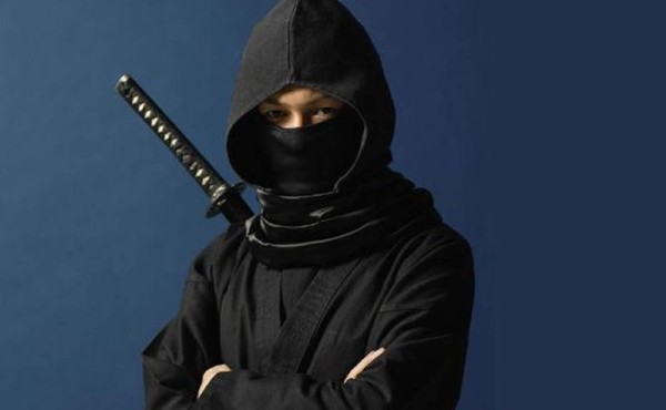 Atrapan a ladrón 'ninja' y se llevan una sorpresa