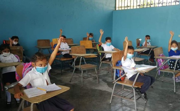 En 60 días revisarán nivel de contagios para definir rumbo de clases semipresenciales