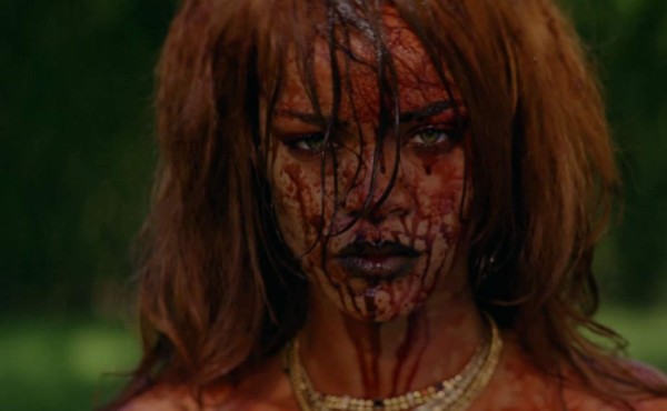 Rihanna causa polémica con video de 'Bitch better have my money”