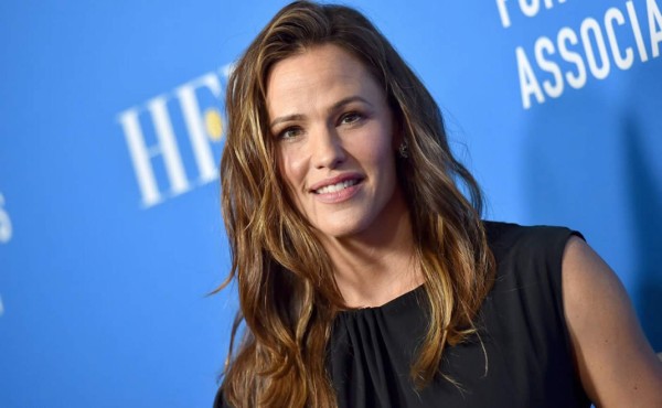 Jennifer Garner estrena su divorcio con primera aparición pública con su novio