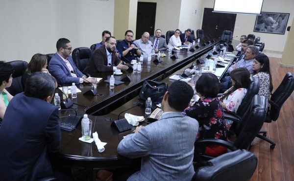 La industria turística seguirá la campaña de verano con precaución