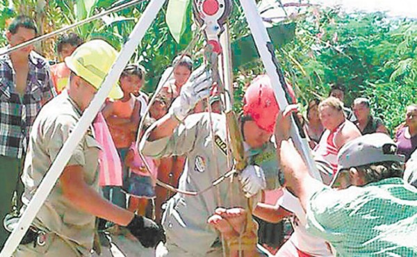 Menor de edad muere al caer en pozo en Comayagua