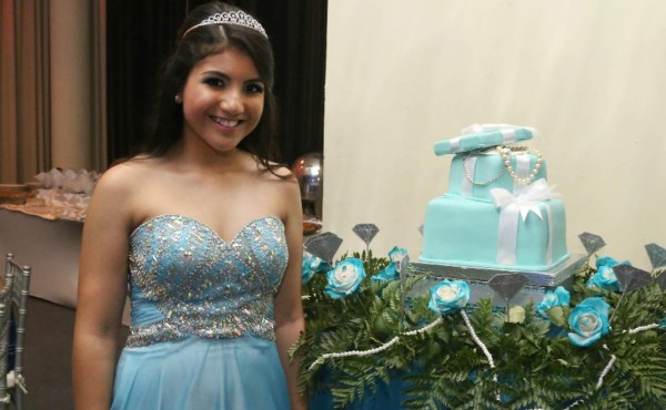 Los quinceaños de Arleth Rojas Sánchez