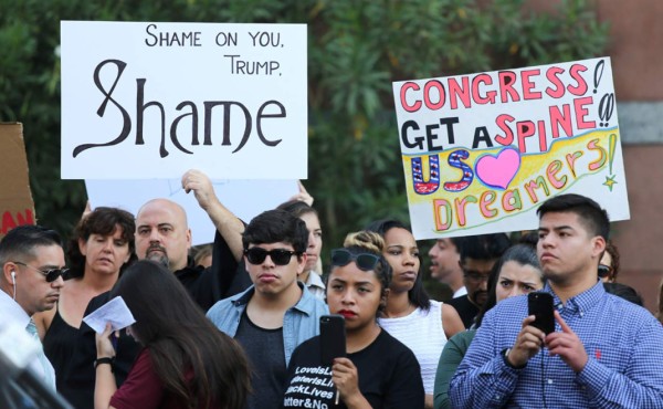 USA: Once gobernadores piden al Congreso una solución para los 'dreamers'