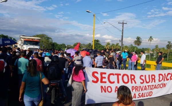 Médicos y maestros de Honduras realizan jornada de protestas