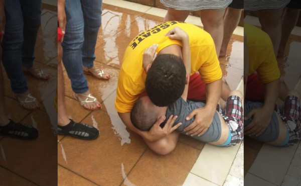 Bombero reanima a niño que se ahogaba en una piscina de Santa Cruz