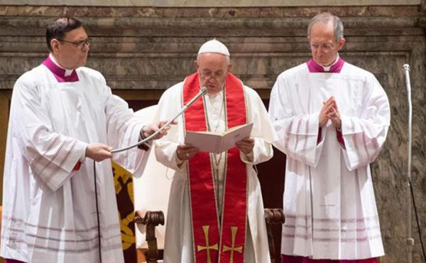 Papa Francisco acepta la renuncia del nuncio en España