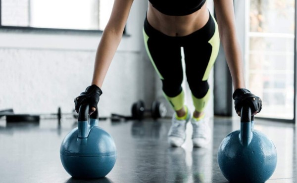 ¿En realidad son necesarios los guantes para entrenar?