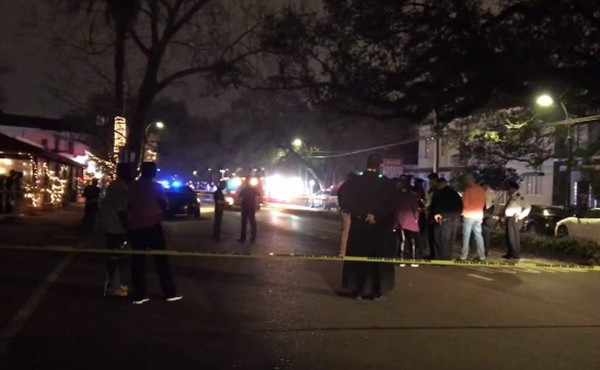 Atropello masivo en Nueva Orleans deja dos peatones muertos y seis heridos