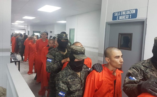 Ni aún con cárceles de máxima seguridad el Gobierno recupera el poder absoluto