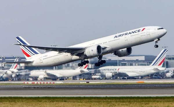 Pasajero amenaza con bomba un vuelo de Air France en Argentina