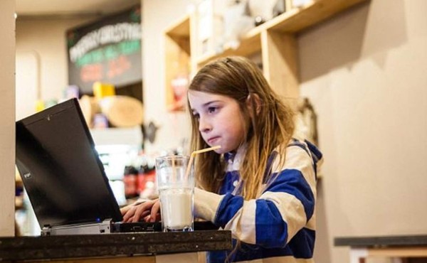 Niña de 7 años hackea red wifi en 10 minutos
