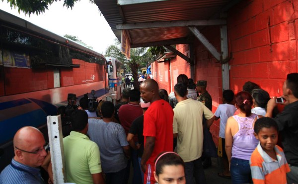 Llegan a San Pedro Sula 167 niños hondureños deportados de EUA