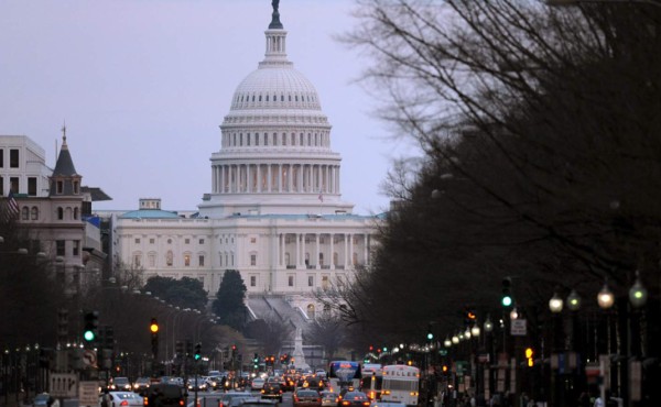 Senado de EUA aprueba nuevas sanciones contra Rusia e Irán