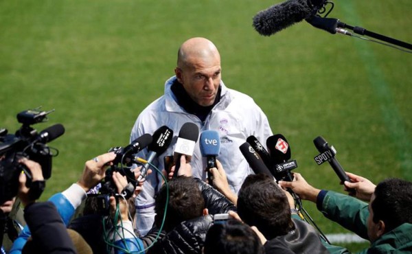 Zidane admite que no sabía nada del América