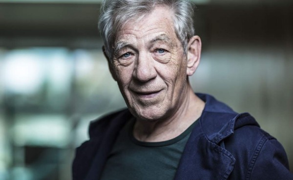 Ian McKellen hace polémicas declaraciones sobre el rol de las actrices ante situaciones de acoso sexual